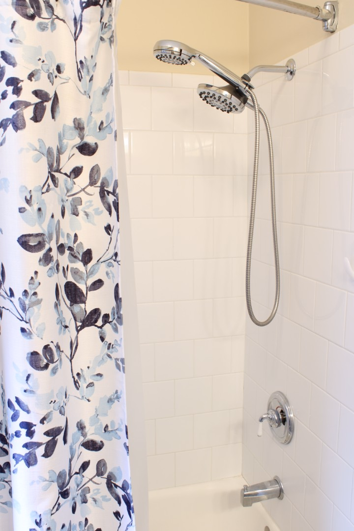 Main Level-Bathroom 1-View 4