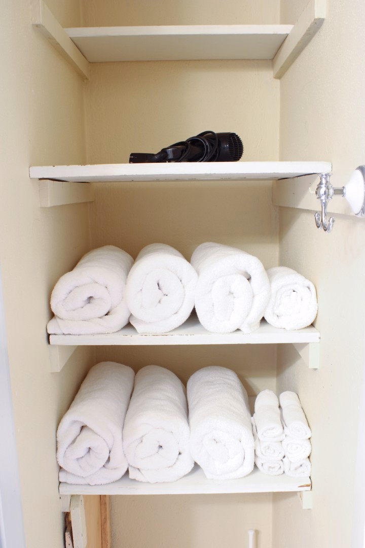 Main Level-Bathroom 1-View 7